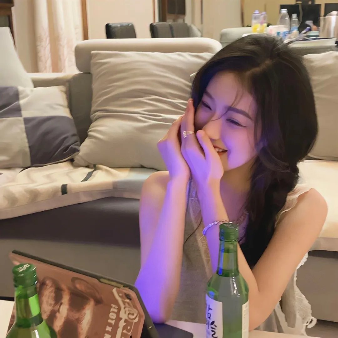 恋综女嘉宾剧本造假，一个月内幕曝光，被全网抵制